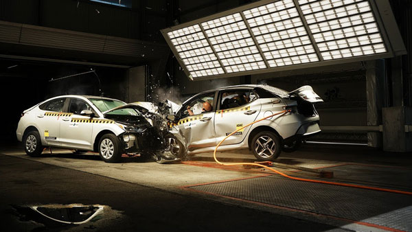 Hyundai Aura and Accent collide, crash test reveals strength
