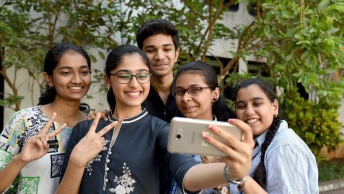 CBSE Board Results 2022: Class 10, 12 pass percentage dips, girls outshine boys