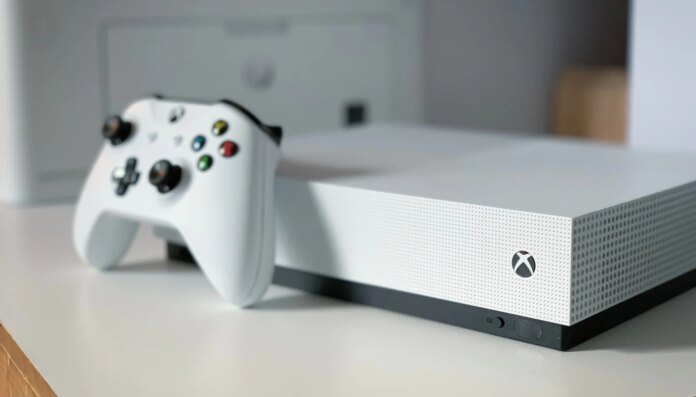 Xbox One Has Sold Less Than Half of PS4 in Its Lifetime, Microsoft Confirms