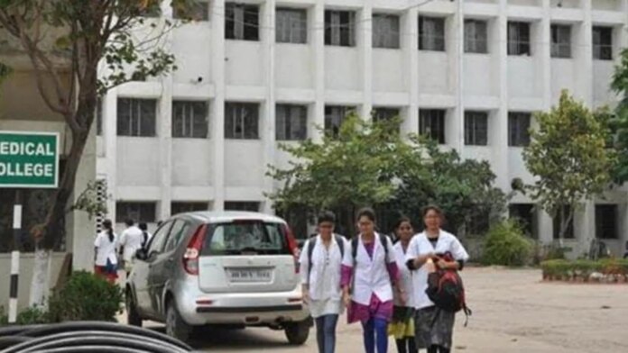 Maha govt invites opinions on NMC’s 50% fee control in private medical...