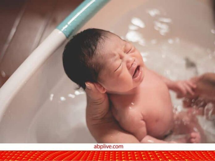 Keep These Things In Mind While Giving Bath To Your New Born Baby See The...