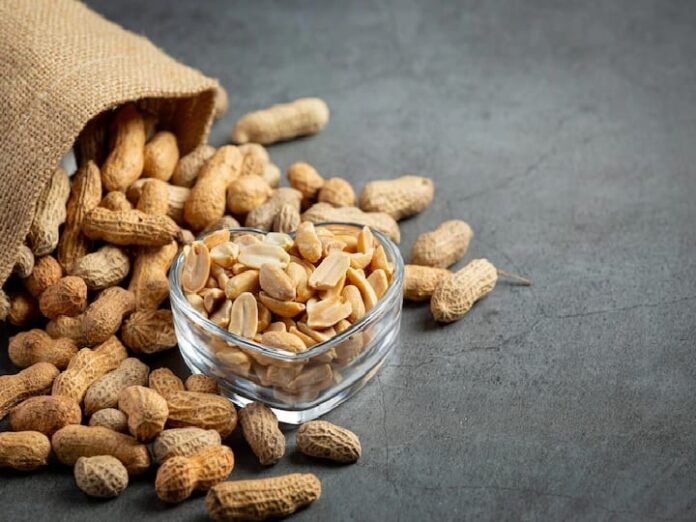 Beauty Benefits Of Peanuts Along With Health Peanuts Also Have A Lot Of...